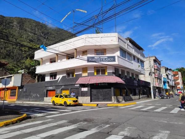 A la foto es mostra l'objecte PlantasyBlanco2025 situat a la ciutat de Baños.