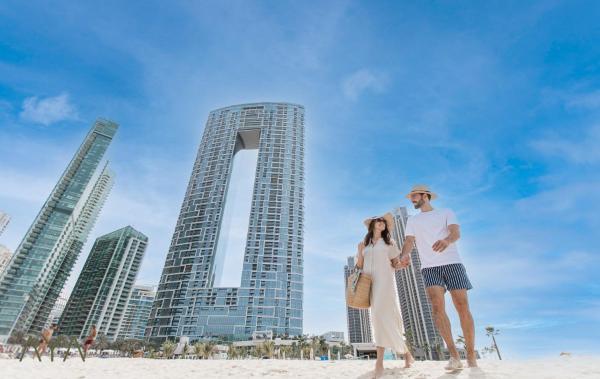 A la foto es mostra l'objecte Beachfront Bliss 2BR Dubai Eye & Full Sea View at the Address Beach By ĀYA Boutique situat a la ciutat de Dubai.