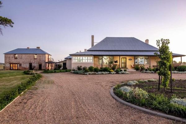 Lawsons Estate On Macquarie Farm - Bathurst