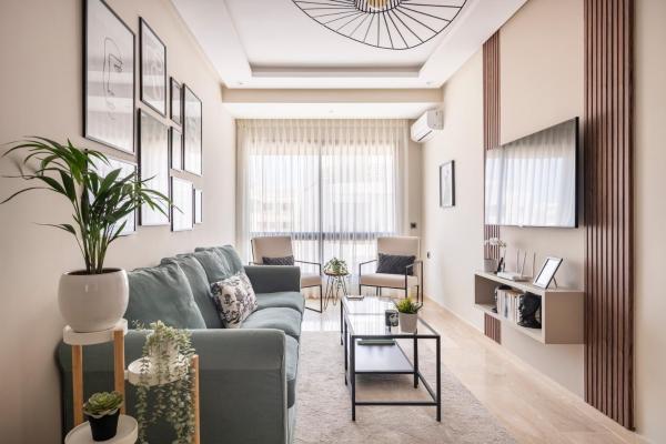 A la foto es mostra l'objecte The 51 Hermitage by IB Signature - Elegant 1BR, Peaceful - 24 x7 Security - Self check-in - Parking - City View with terrace - Walk to Cafes! City Centre & Tram situat a la ciutat de Casablanca.