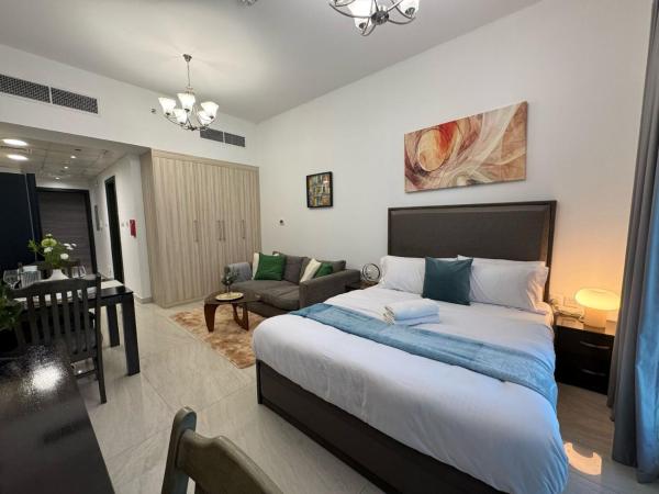 Chic Studio with Balcony a mins drive to Downtown photo 6