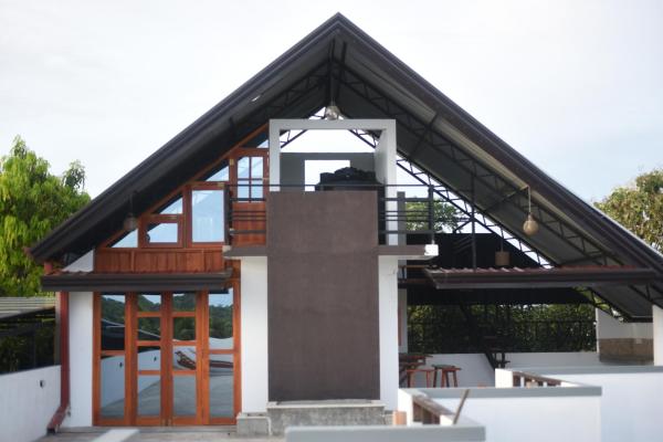 A la foto es mostra l'objecte Sky Edge Homestay & Cabana situat a la ciutat de Beliatta.