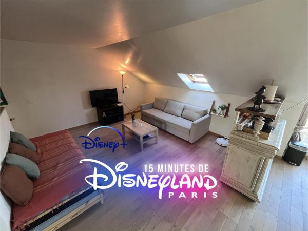 A la foto es mostra l'objecte Studio 4 voyageurs quelques minutes de Disneyland Paris parking privé gratuit situat a la ciutat de Conches.