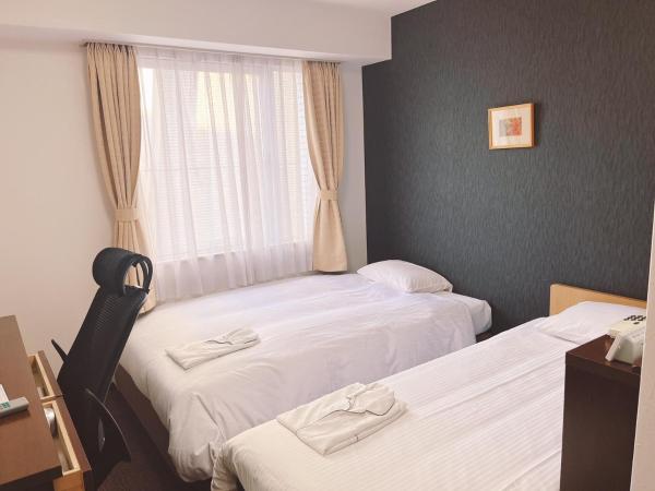 På billedet ses objektet Hotel Shin Osaka / Vacation STAY 81540 beliggende i byen Osaka.