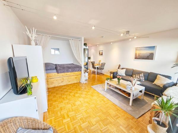 A la foto es mostra l'objecte Ferienwohnung Sunrise - Mit direktem Blick auf das Steinhuder Meer - situat a la ciutat de Schneeren.