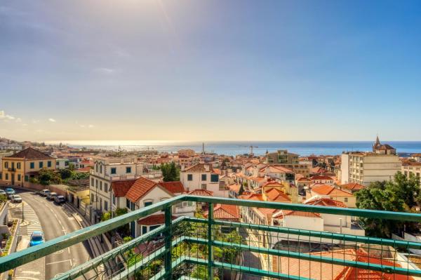 Funchal Panoramic View, A Home In Madeira - Monte