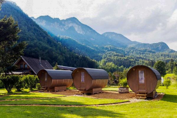 照片显示了位于Bled市的4 Elements Glamping & Apartments物件。