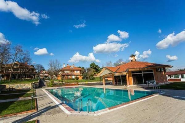 A la foto es mostra l'objecte Synosse Park Hotel situat a la ciutat de Kılıçlı.
