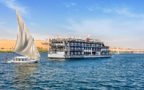 En la foto se muestra el objeto Movenpick SS Misr Steamer Nile Cruise - 04 & 07 Nights Each Monday From Luxor and 03 Nights Each Friday from Aswan ubicado en la ciudad de Al Baghdādī.