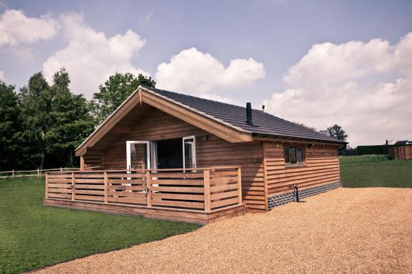Fields End Lodges - Cambridgeshire