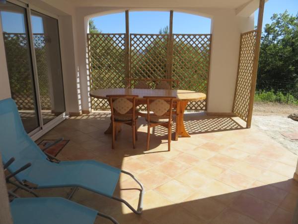 På billedet ses objektet Logement au calme au sein de la provence verte beliggende i byen Seillons-Source-dʼArgens.