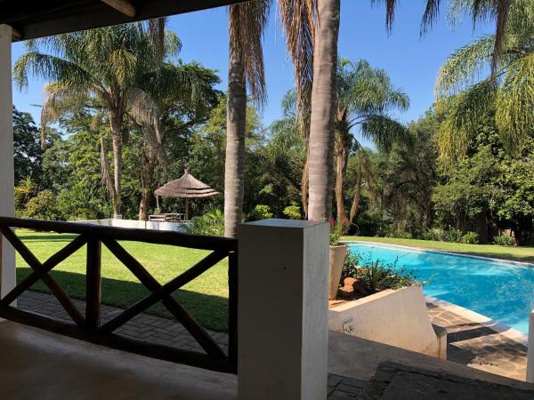 På billedet ses objektet Georges Valley Lodge beliggende i byen Tzaneen.