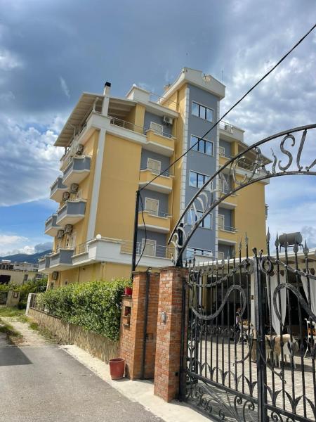 Apartments Rezidenca Sinani Orikum