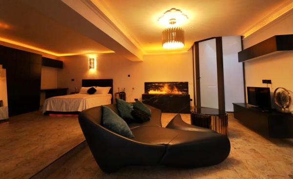 Na foto é possível ver o objeto OLGA Luxury Suite I 5 min from airport I central location I traditional village localizado na cidade de Luqa.