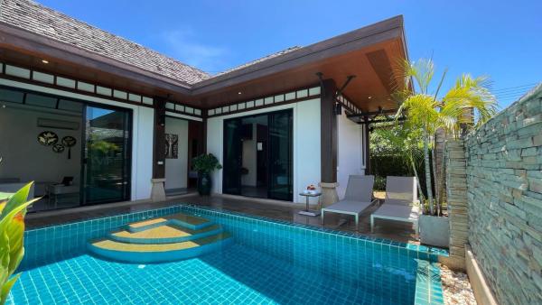 A la foto es mostra l'objecte Tropical 2BR Pool Villa 3D12 in Gated Residence Rawai VIP Villas situat a la ciutat de Rawai Beach.
