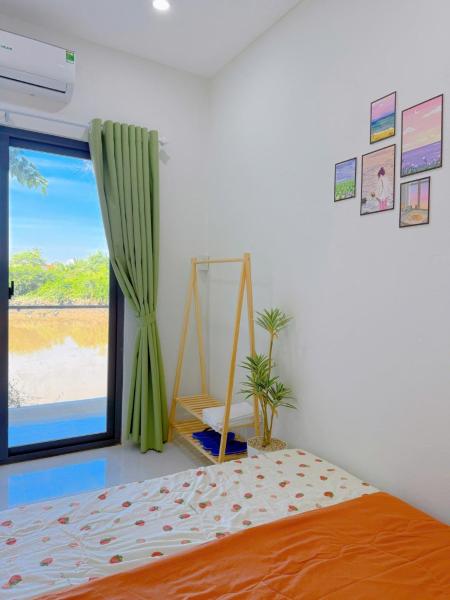Na zdjęciu widoczny jest obiekt Yang Homestay Phan Thiết położony w mieście Ấp Hòa Thanh (2).