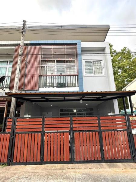 A la foto es mostra l'objecte Tiwa Homestay Ban Phru situat a la ciutat de Ban Phru.