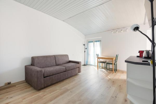 Milano- Corso Lodi Studio with AC & WIFI, Mailand