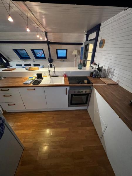 På billedet ses objektet Le Bleu d 'Audinghen beliggende i byen Audinghen.