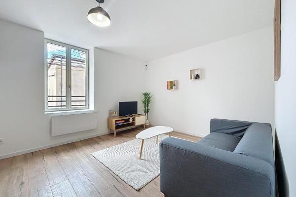 A la foto es mostra l'objecte Bright 1-bedroom apartment situat a la ciutat de Cuxac-dʼAude.