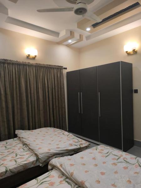 The photo shows the Luxury Modern Villa located in the city of Karachi.