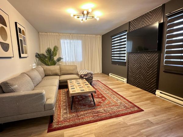 A la foto es mostra l'objecte Condos St-Côme - l'Urbain, au coeur des activités situat a la ciutat de Saint Come.
