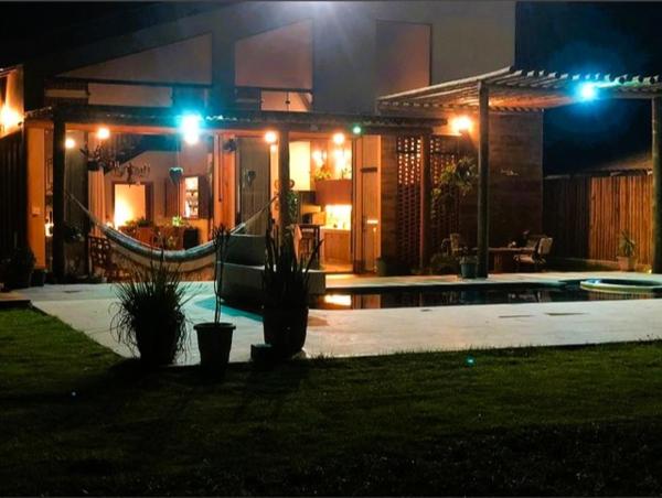 照片显示了位于Alexânia市的Vila do Lago Residence物件。