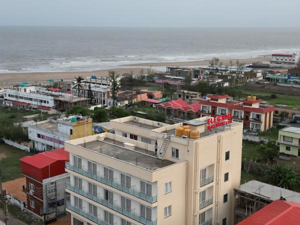 Na foto é possível ver o objeto Elegant Beach Resort localizado na cidade de Mandarmoni.