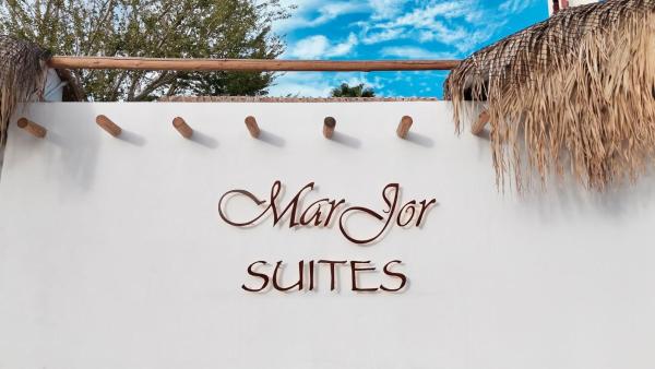 写真にはラパス市にあるMarJor Suitesが写っています。