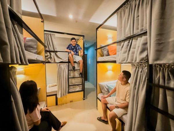 På bildet vises objektet Goofy Ants Hostel som ligger i byen Puerto Princesa.