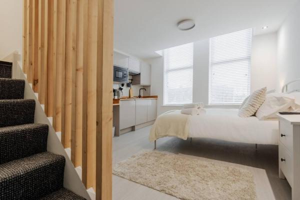 Cosy Nook Kitchen w Washer & SofaBed Parking, Liverpool