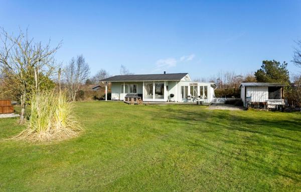Auf dem Foto ist das Objekt Cozy Home In Svendborg With Wifi in der Stadt Svendborg zu sehen.