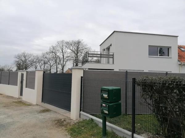 A la foto es mostra l'objecte Appartement confortable à Arnage - 80 m² - Terrasse et jardin situat a la ciutat de Arnage.