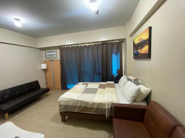 two palm tree villas condotel by kath, Манила