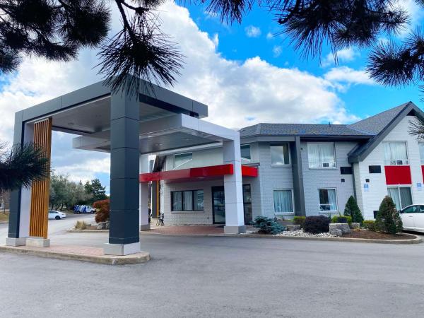 A la foto es mostra l'objecte Comfort Inn situat a la ciutat de Thunder Bay.
