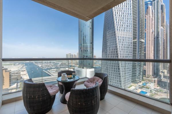 Na fotografii je vidět objekt Vacay Lettings - 2BHK with Dubai Marina View nacházející se ve městě Dubaj.