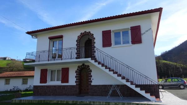 写真にはビダールレ市にあるApartement Bide Arteaが写っています。