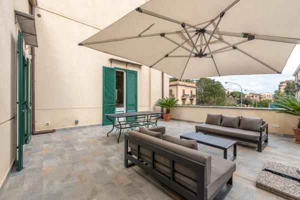 写真にはパレルモ市にあるCasa del Principe con Terrazza by Wonderful Italyが写っています。