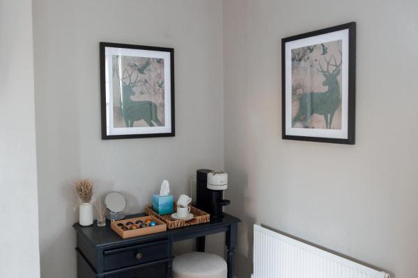 Fotografie 3: #3 - King Room at The Raven Aparthotel by PureStay