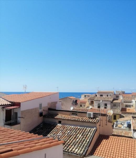 A la foto es mostra l'objecte Casa Matilde historic center situat a la ciutat de Cefalù.
