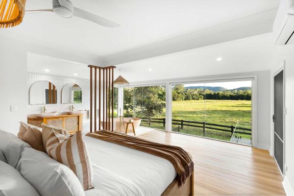 Paddock View Ranch In The Sunshine Coast Countryside - Cooroy