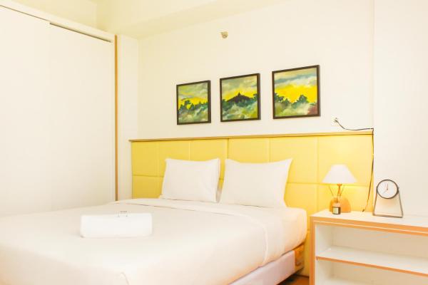 A la foto es mostra l'objecte Nice and Elegant 1BR Apartment at Mustika Golf Residence By Travelio situat a la ciutat de Cikarang.