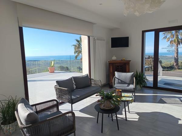 A la foto es mostra l'objecte b&b TENUTE LAZZARINO situat a la ciutat de Sciacca.