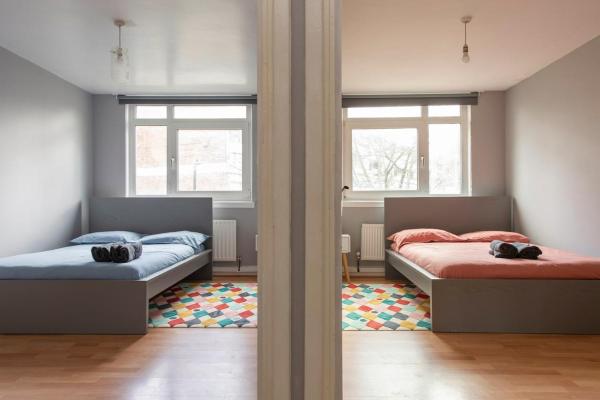 Lovely 2-bed 20 mins to central London, London