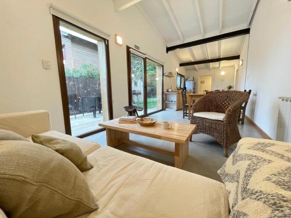 A la foto es mostra l'objecte Los Coirones 2 - Casa con jardin situat a la ciutat de Dina Huapi.