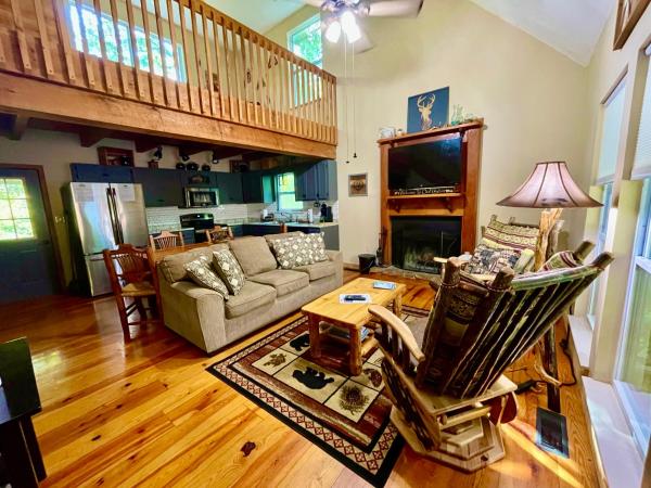 A la foto es mostra l'objecte Great Expectations situat a la ciutat de Townsend.