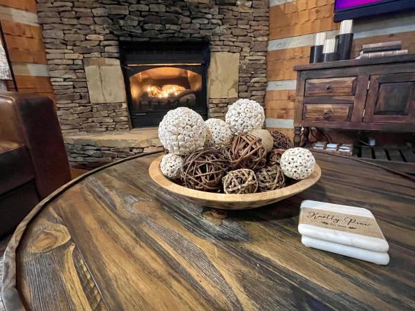 Billede 8: Knotty Pine