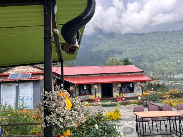 A la foto es mostra l'objecte Rumja Inn situat a la ciutat de Ghāchak.