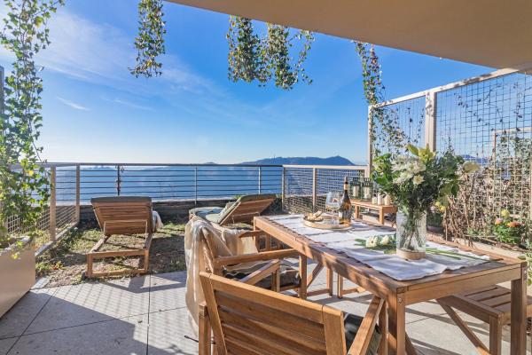 På bildet vises objektet Aurora Apartment by Rent All Como som ligger i byen Como.