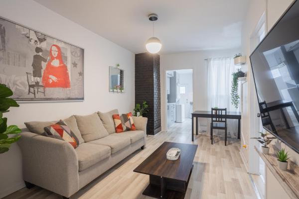 Excellent 4 Bedroom in Griffintown Downtown MTL, Montreal